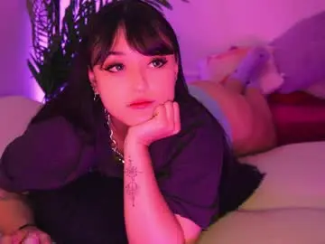 Gloomydoll  live sex cam
