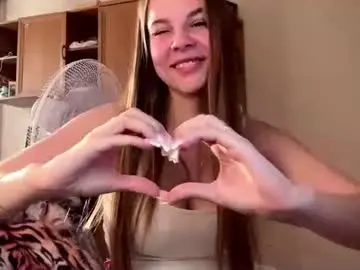 Ieshacaddy  live sex cam