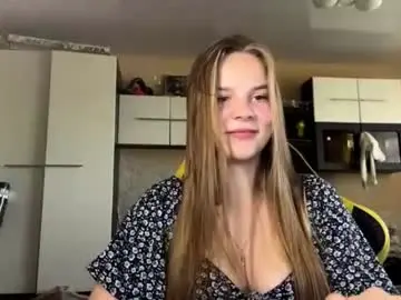 Ieshacaddy  live sex cam