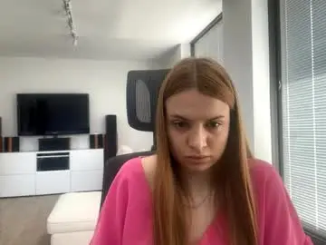 Liravelle_  live sex cam