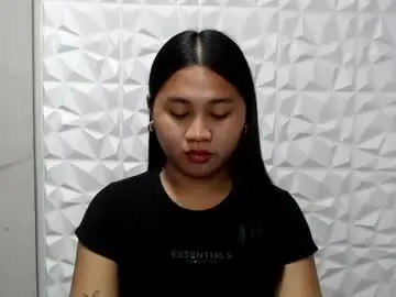 Morena_trish  live sex cam