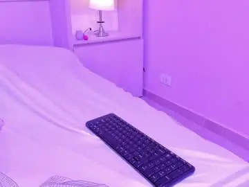 Sirianavega  live sex cam