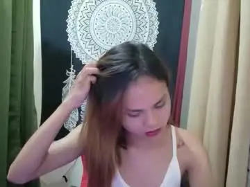 Urasian_crisa  live sex cam