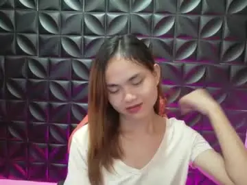 Urasian_crisa  live sex cam