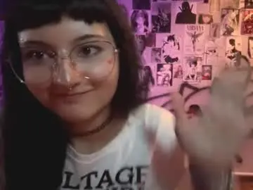 Yvettechannel  live sex cam