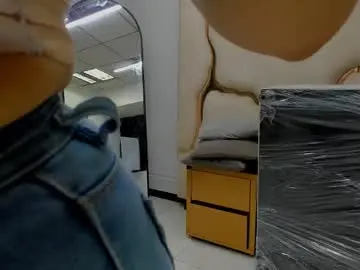 Zayrastorm  live sex cam