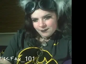 Arcticfox_101  live sex cam