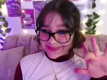 Chaarlotte_1  live sex cam