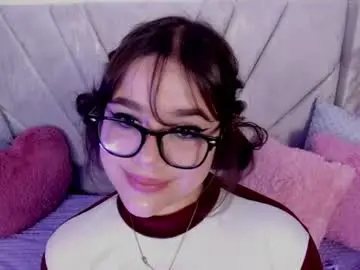 Chaarlotte_1  live sex cam