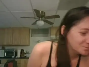 Emeraldamnsel  live sex cam