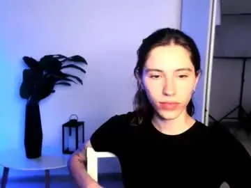 Flora_54  live sex cam