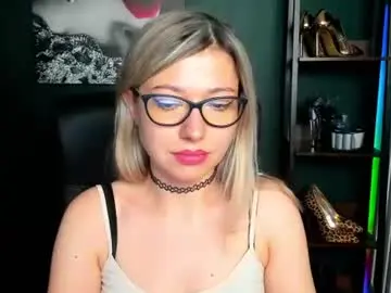 Heidi_pleasure  live sex cam