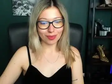 Heidi_pleasure  live sex cam