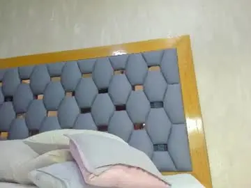 Juliette_pretty_  live sex cam