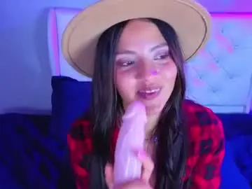 Kiaragoldd  live sex cam