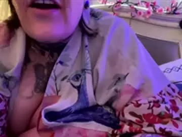 Kinkypinkyplay2  live sex cam