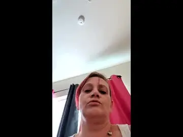 Lils420111  live sex cam