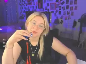 Louisemous  live sex cam