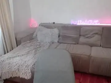 Mrs_kitty69  live sex cam