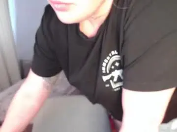 Mrs_kitty69  live sex cam
