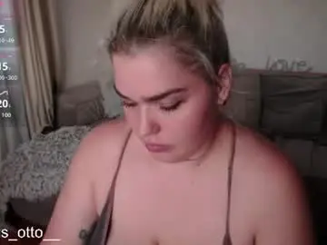 Mrs_kitty69  live sex cam