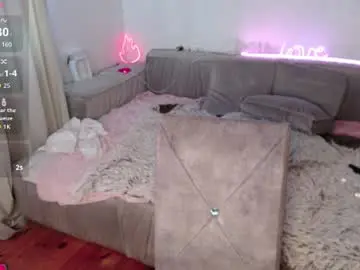 Mrs_kitty69  live sex cam