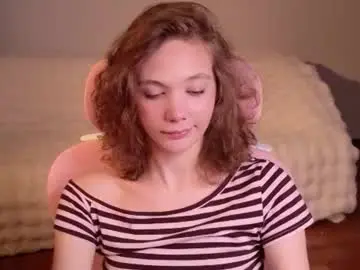 Nisheva  live sex cam