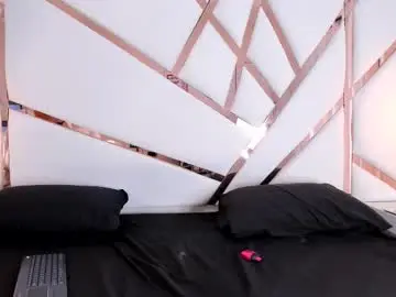 Avy_rose_  live sex cam