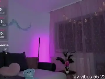 Ayanadesiree  live sex cam
