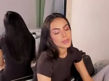 Blackywhiite  live sex cam