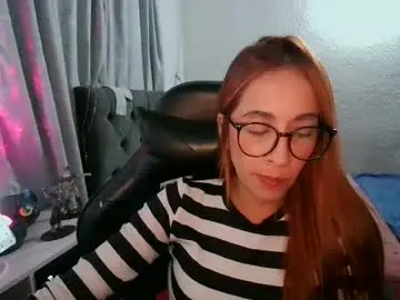 Dear_juliet  live sex cam