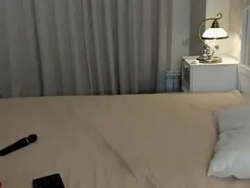 Eva__lewis  live sex cam