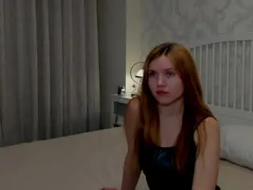 Eva__lewis  live sex cam