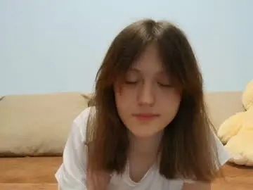 Fluffy_dolll  live sex cam