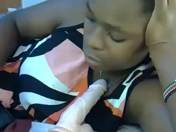 Holy_ebony  live sex cam