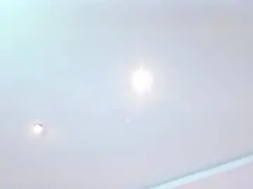 Kiana_cream  live sex cam