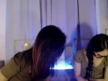 Lovely_oliviax  live sex cam