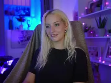 Lucy_cutie_  live sex cam