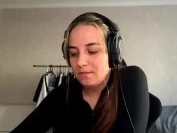 Madelinepicarello  live sex cam