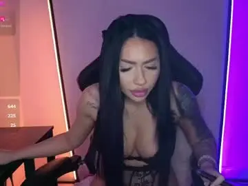 Mishablueee  live sex cam