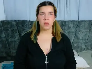 Nanymatrioska  live sex cam