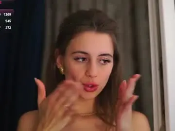 Plump_bums  live sex cam