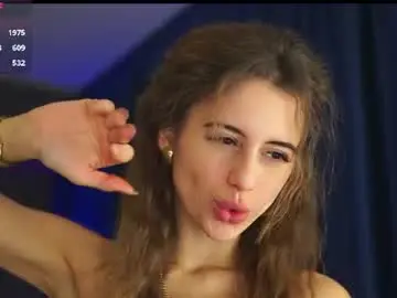 Plump_bums  live sex cam