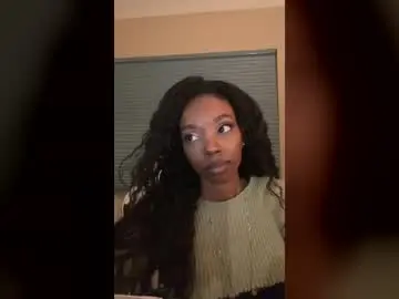 Primrose22  live sex cam