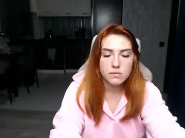 Reginasmilee  live sex cam