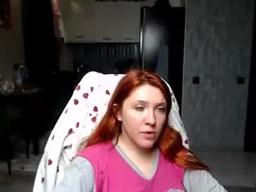 Reginasmilee  live sex cam