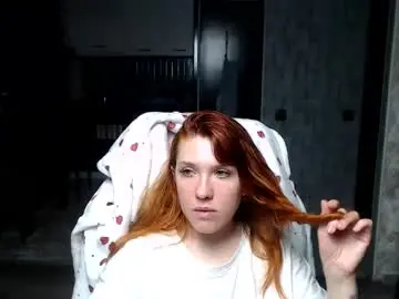 Reginasmilee  live sex cam