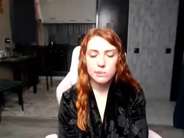 Reginasmilee  live sex cam