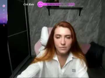 Reginasmilee  live sex cam