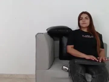 Stepphie  live sex cam
